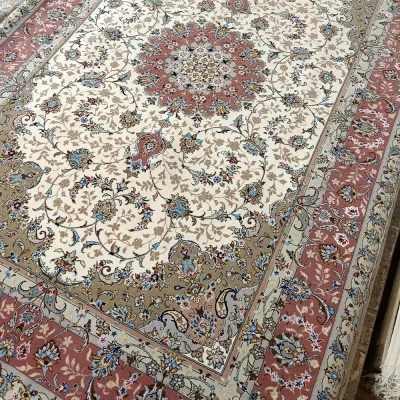 فرش دستباف طرح سایه 6 متری استاد تقدیسی